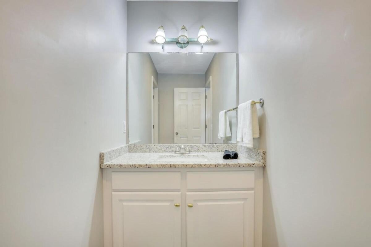 Eagle'S Nest - Spacious Loft Downtown - Near Gsu Statesboro Bagian luar foto
