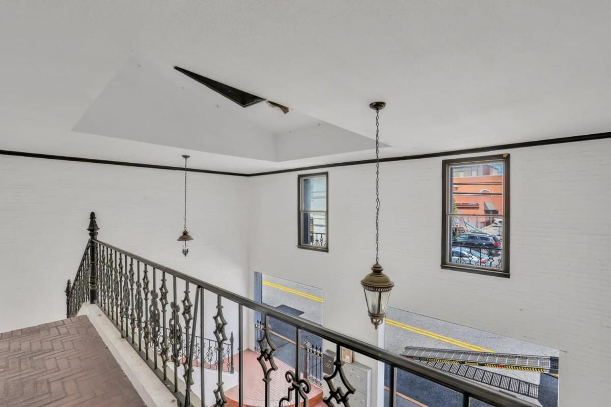 Eagle'S Nest - Spacious Loft Downtown - Near Gsu Statesboro Bagian luar foto