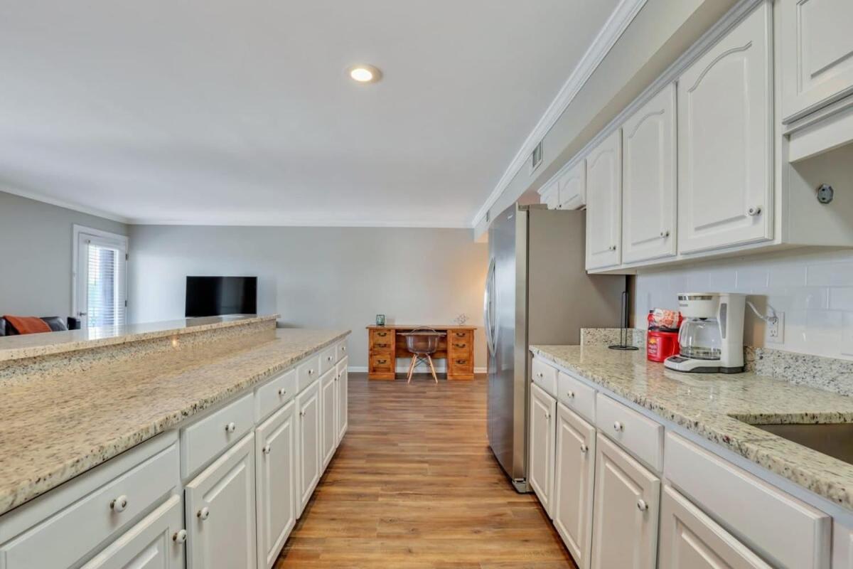 Eagle'S Nest - Spacious Loft Downtown - Near Gsu Statesboro Bagian luar foto